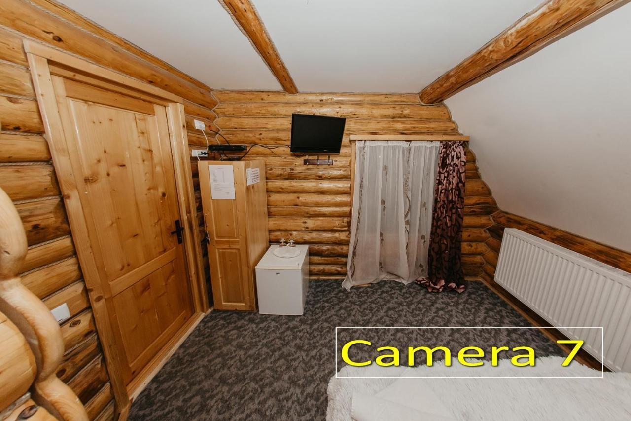 Pensiunea La Sishe Valea Putnei Extérieur photo