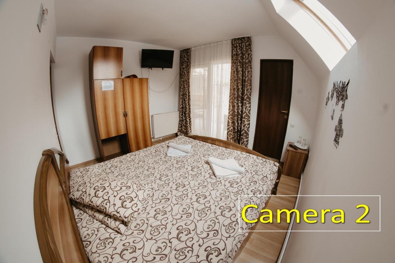 Pensiunea La Sishe Valea Putnei Extérieur photo
